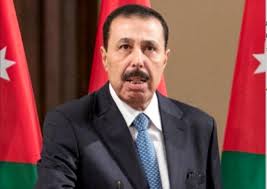 وزير التربية  والتعليم : لبس الكفوف لطلبة التوجيهي حسب رغبة الطالب أما الكمامة ضرورية