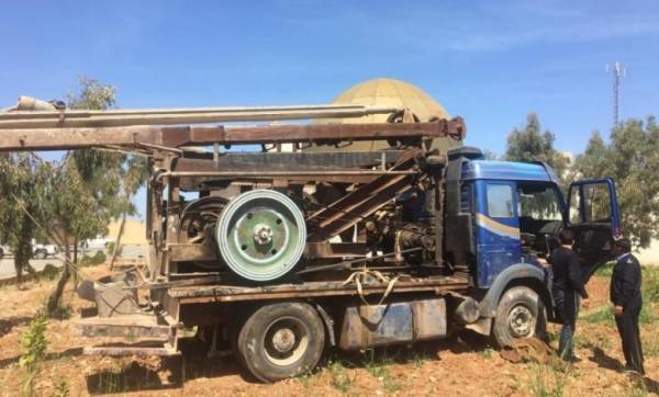 ضبط حفارة مخالفة في حوارة اربد