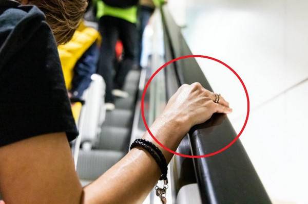 12 شيئا لا تلمسها خارج منزلك