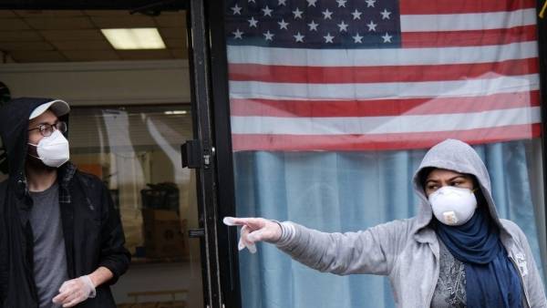 أميركا: 55 ألف إصابة جديدة بكورونا و833 وفاة خلال 24 ساعة