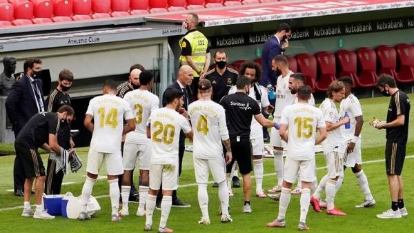 جائحة كورونا تهدد أحلام ريال مدريد في الفوز بلقب بطل الدوري