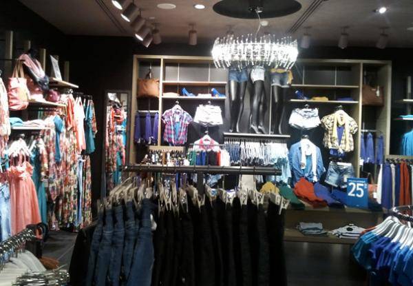 تراجع اسعار الألبسة 20  .. والتجار يتجهزون لعيد الأضحى