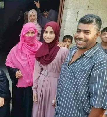 عمان الاهلية تقدم منحة دراسية كاملة مع السكن للطالبة شمس أحمد أبو عمرة المتفوقة في التوجيهي