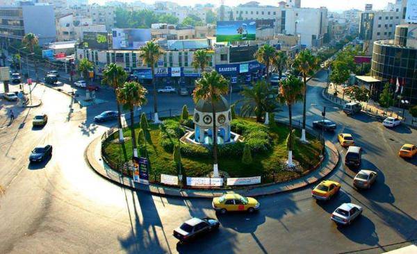 شكاوى من انتشار سيارات بيع الخضار بين الاحياء السكنية في إربد