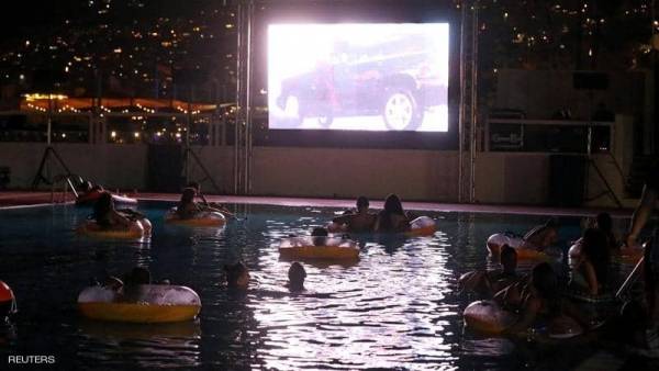 طريقة لبنانية مبتكرة لمشاهدة الأفلام