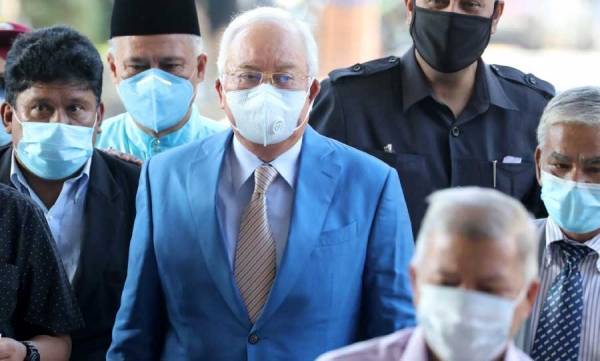 محكمة ماليزية تصدر بعد غدٍ قراراً في واحدة من (3) قضايا حول نهب رئيس وزراء ماليزيا الأسبق أموال صندوق استثمار سيادي