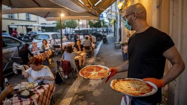 بريطانيا تمنع عروض اشترِ واحدة واحصل على الأخرى مجانا
