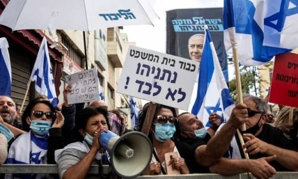 مظاهرات حاشدة ضد نتنياهو … واعتقال 4 من المتظاهرين