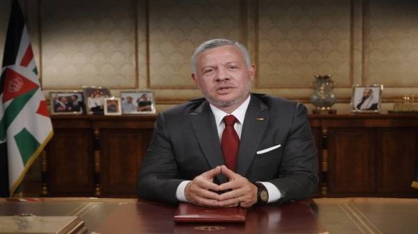 الملك: الأردن مستعد لتوفير نقطة انطلاق تسهّل وصول المساعدات إلى لبنان