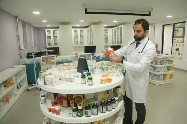 جامعة البترا تجهز صيدلية تعليمية لتدريب طلبتها