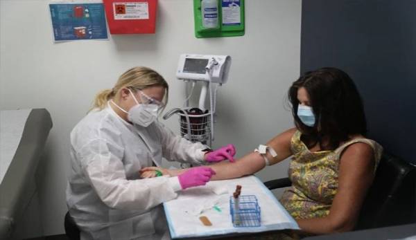 كم تستمر مناعة المتعافي من كورونا ضد الفيروس؟