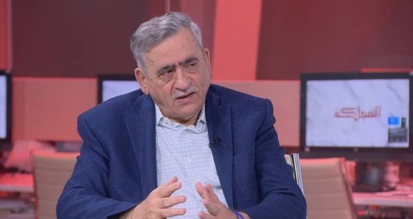 عبيدات: اعتقد أن التدريس لن يكون بنسبة 100 داخل المدارس