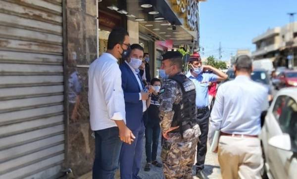 منذ بدء سريان أمر الدفاع 11.. إغلاق 18 منشأة تجارية ومخالفة 35 مواطنا في الزرقاء