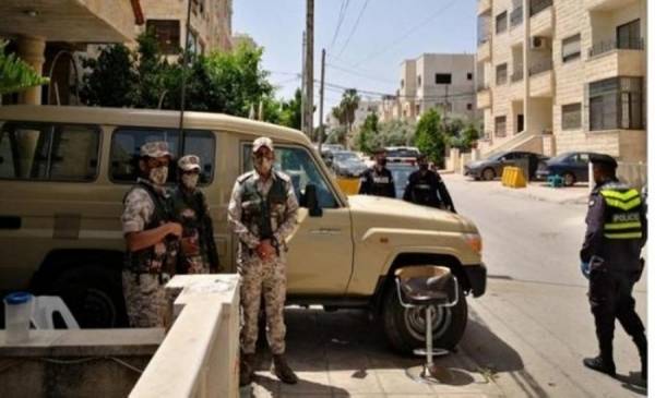 عساف: عزل 3 بنايات في الرصيفة والزرقاء