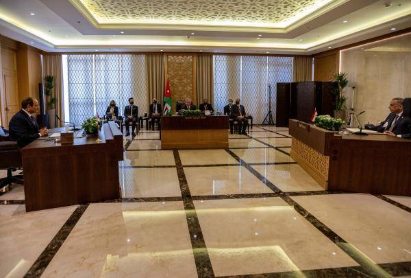 الملك في القمة الثلاثية: فلسطين هي القضية المركزية