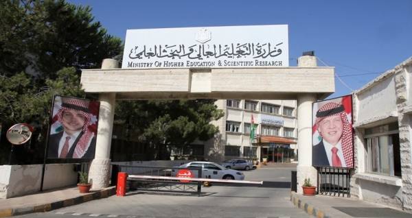 تحديد 9 أيلول لتسيير رحلة عودة الطلبة الأردنيين إلى مصر