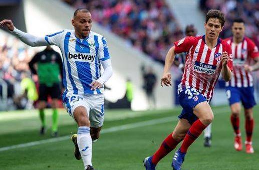 برشلونة يخطط لصفقة جديدة من أتلتيكو مدريد