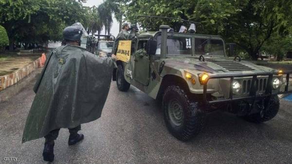 المكسيك.. الجيش يستعد لمعركة بمواجهة إعصار شديد الخطورة