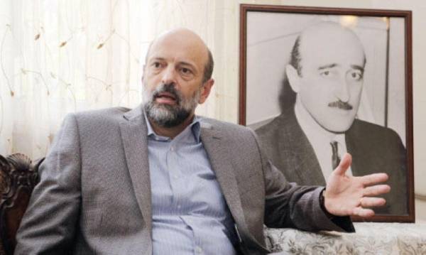 طائرة الرزاز المنكوبة.. تهوي في مكب الغباوي