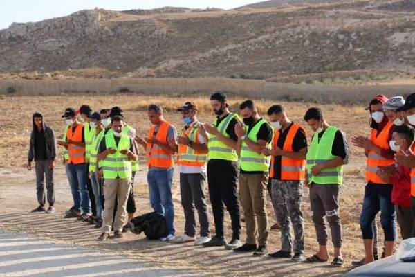 حملة تطوعية لتنظيف مقابر منطقة الحسين في محافظة الطفيلة