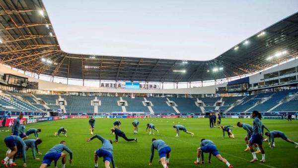 دينامو كييف في ورطة أمام برشلونة بغياب 13 لاعبا