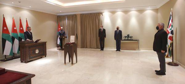 السفراء الشوابكة والردايدة والمجالي يؤدون اليمين القانونية أمام الملك