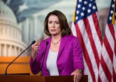 بيلوسي تصف بايدن بـ”الرئيس المنتخب”.. وتؤكد عزمه على توحيد الشعب