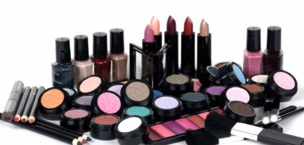 الغذاء والدواء تضبط (5) الاف قطعة من مستحضرات تجميل غير مجازة