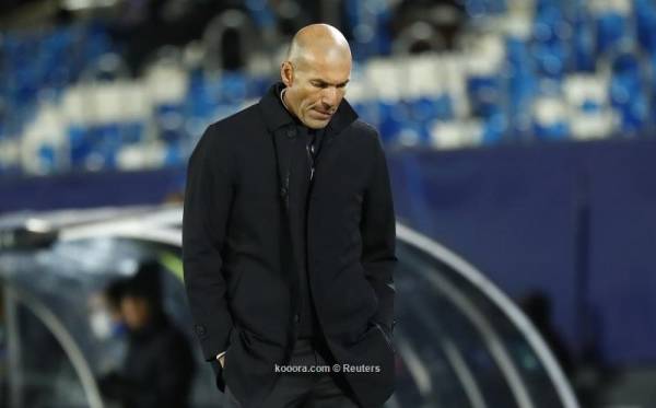 أفكار زيدان تُعقد موسم ريال مدريد
