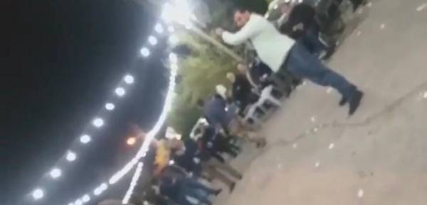 بالصور.. القبض على ثلاث اشخاص اطلقوا عيارات نارية في البلقاء