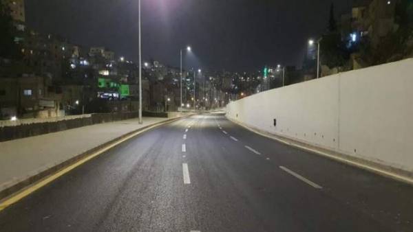 إعادة حركة المرور في شارع الاستقلال وبالاتجاهين