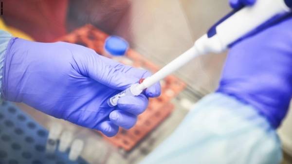 454 مصابا بكورونا في العناية الحثيثة و22.1 نسبة الفحوصات الايجابية