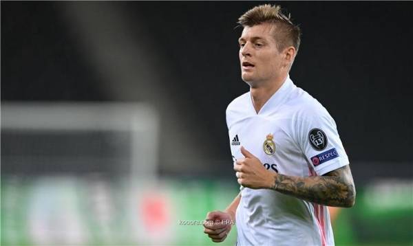 كروس يرد على مساندة أوزيل لأوباميانج