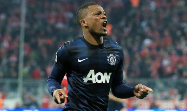 صورة: إيفرا ينشر محادثة خاصة مع رونالدو قبل ثلاثيته في أتلتيكو