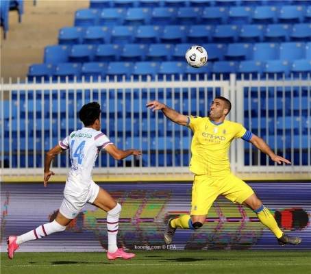 حمد الله يدهش الجميع بتصرف غريب