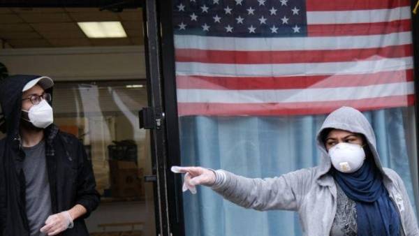 إصابات كورونا بأميركا تقترب من 16 مليونا