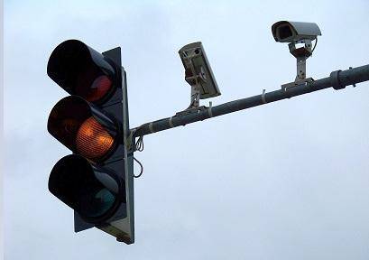 امانة عمان تستكمل تركيب الاشارات الضوئية في المدينة الرياضية