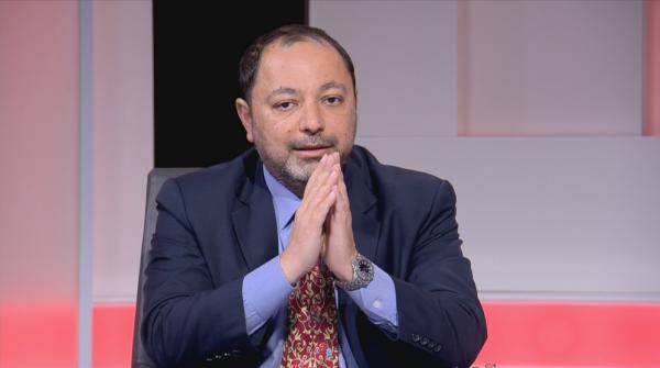 الأوبئة: من المبكر فتح قطاعات جديدة