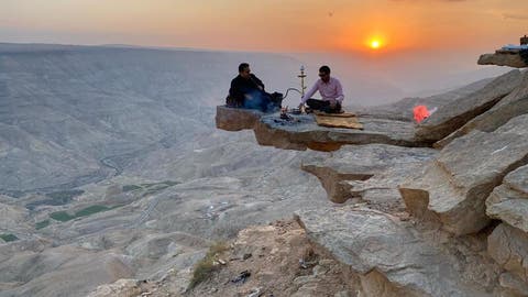 قرار بإقامة مشروع سياحي تنموي بمنطقة صخرة ذيبان و إجراءات لحماية الصخرة