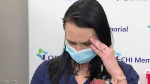 بعد تلقيها لقاح كورونا.. فيديو يرصد ما حدث لممرضة أميركية