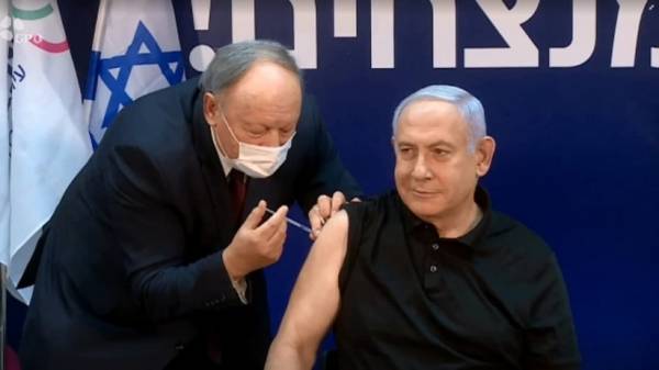 نتانياهو أول إسرائيلي يتلقى لقاح كورونا