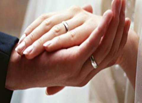 تطلب الطلاق بعد 12 سنة زواج: ما زالت عذراء وهذا ما حدث «ليلة الدخلة»