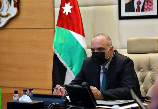 الحكومة: تجديد تلقائي لبطاقات التأمين المنتهية والاعفاءات حتى نهاية نيسان