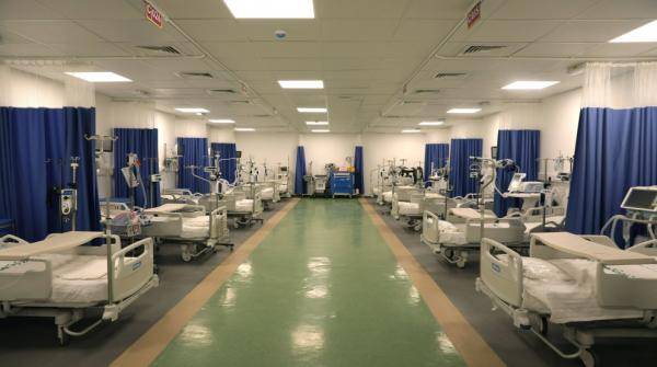 مستشفى عمان الميداني: تأخر بدء العمل لأيام بسبب ترتيبات لوجستية