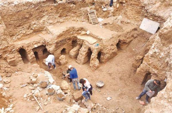 الانتهاء من العمل الميداني للمسح الجيوفيزيائي لموقع وسط البلد وبانتظار النتائج