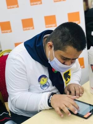 أورانج الأردن تدعم برنامج تمكين للأشخاص ذوي الإعاقة