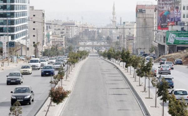 الكورونا تسبق الباص السريع على خط عمان الزرقاء !!