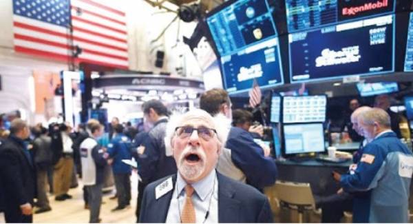 كيف ردت بكين على شطب شركات صينية من بورصة نيويورك؟