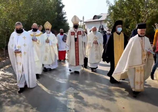 بدء موسم الحج المسيحي السنوي إلى المغطس