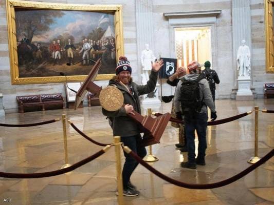 اعتقال أبرز مقتحمي الكابيتول